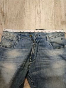 Sc3270 Peter England Jeans Size 36