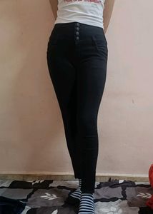 High-Waisted Black Skinny Jeans