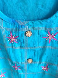 Elegant Blue Embroidered Kurta