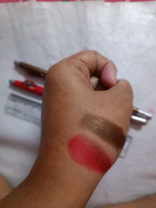 Lip liner