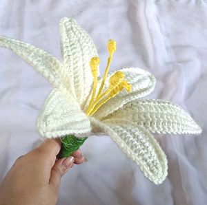 Crochet Lily Flower