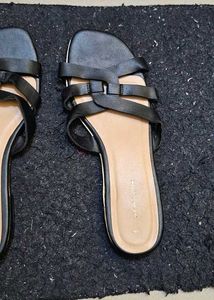 New Look Black Flat