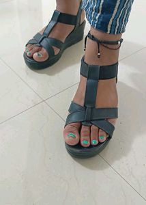 Box Heel Wedges