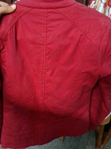 Red b.club Shirt