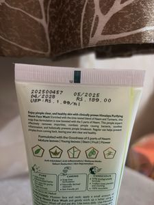 Himalaya Purifying Neem Face Wash