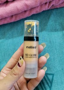 Melia Hd Glow