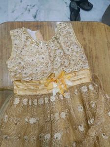 Girl&#39;s Party Dress One Time Used