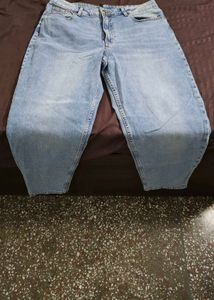 H&amp;M Light Wash Jeans