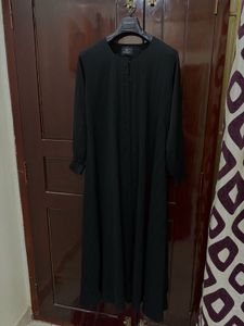 Dubai Elegant Black Abaya