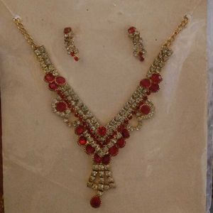Red &amp; Silver Necklace Set