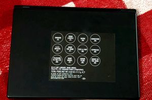 Mac Art Library Eyeshadow Palette