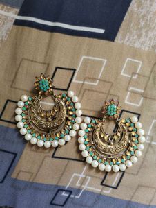 Earring