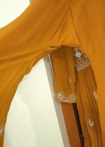 Nice New Nyra Cut Kurta Set ...Used Once .Only