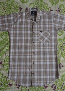 Men&#39;s Checkered Shirt