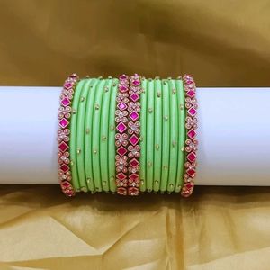 Red &amp; Gold Bangle Set