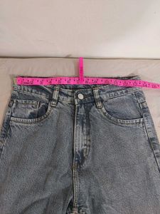 Straight legged Grey denims