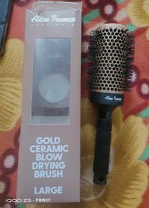 AlanTruman Blowdry Brush