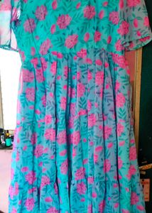 New Unused Floral Print Midi Dress