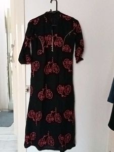 Black Kurti