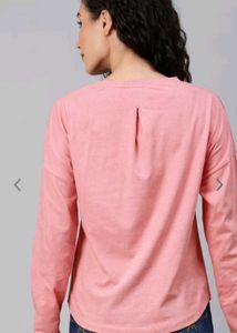 Pink Solid T-shirt,Round Neck And Lomg Sleeves