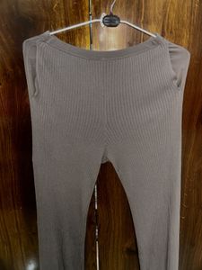 Ribbed Flare Leggings