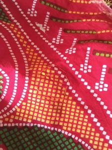 Multicolor Odhani