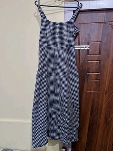 Gingham Sundress - Cute &amp; Casual Size L