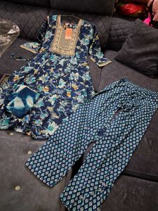 Floral Kurta Set L Size