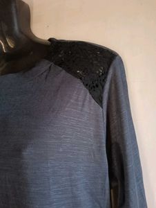 Ladies Top..