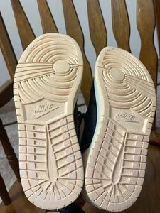 Air Jordan 1 High - Stylish Sneakers