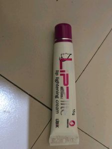 Lipzlite Lip Lightening Cream