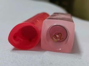 Combo of 2 Lip Colors (Baolishi And Splash brands)