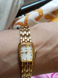 D&#39;signer Orignal Gold Toned 2 Hand Womens Watch