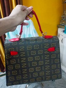 Brown 🤎 Slingbag With Removable Strap