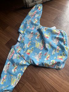 Cap Mint Green Upto 4months,2bibs