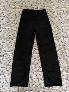 Women Black Wide Leg High-Rise Clean Look Jeans