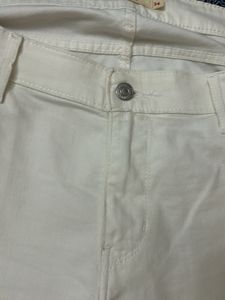 Levi’s Women White Jeans/ Denim