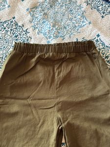 Bottle green Cotton Trousers For Girls