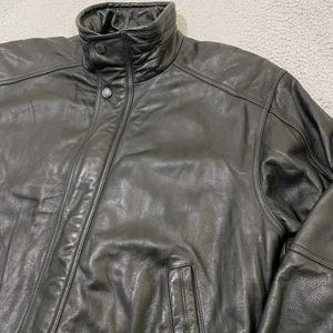 Vintage Leather Bomber Jacket