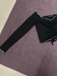 Bohoo Black Offshoulder Crop Top