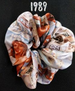 Taylor Swift Albums&#39; Scrunchies