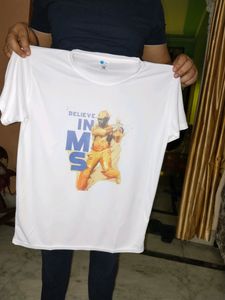 MS Dhoni In Yellow T-shirt