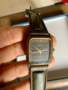 Vintage Alba Analog Watch