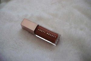 FENTY BEAUTY GLOSS