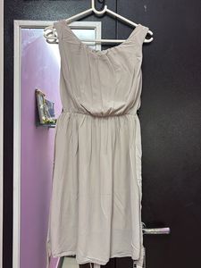 Elegant Sleeveless Dress