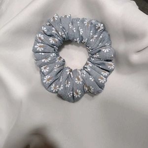 Aesthetic🌸 Hair Accessory,  Pack Of 2