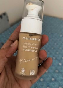 Mama Earth Hydra-Glow Foundation