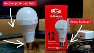 Gold Nation Rechargeable LED Bulb