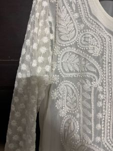 White Embroidered Chikankari Kurta