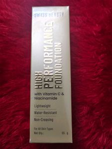 Swiss Beauty High Performance Liquid Dewy Foundati